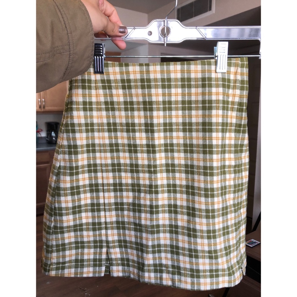 🐢 BRANDY MELVILLE Green Plaid Mini Skirt 🐢